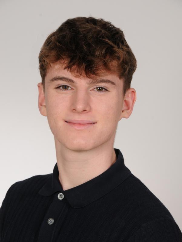 Porträtfoto von Finn Lindner, Inhaber von IT-Service Lindner